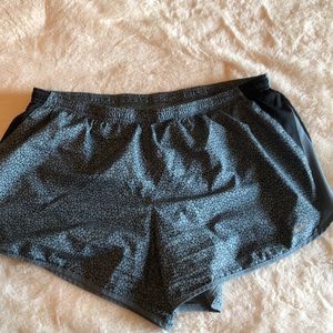 Running shorts